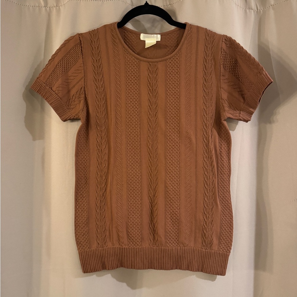 Women’s Textured Short Sleeve Knit Top in Rust